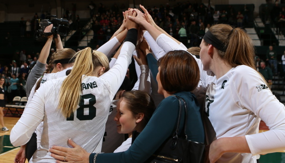 MSU VB 2016.  Photo courtesy of MSU SID
